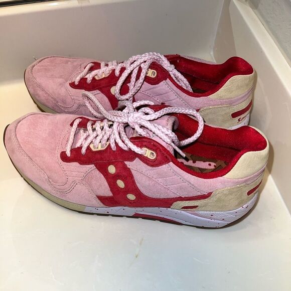 Saucony MEN 9.5 G9 Shadow 5 Scoops Strawberry vanilla ice cream sneakers RARE!!! - Picture 16 of 16